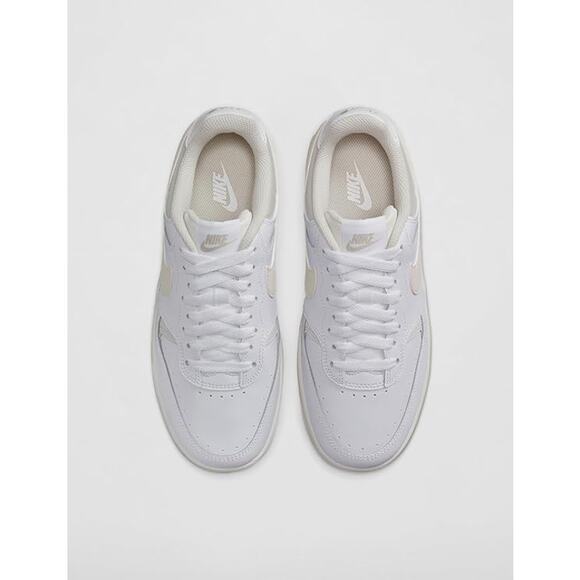 NEW Nike Gamma Force Women’s Sneakers Light Bone Size 10 DX9176-103 - Picture 2 of 8